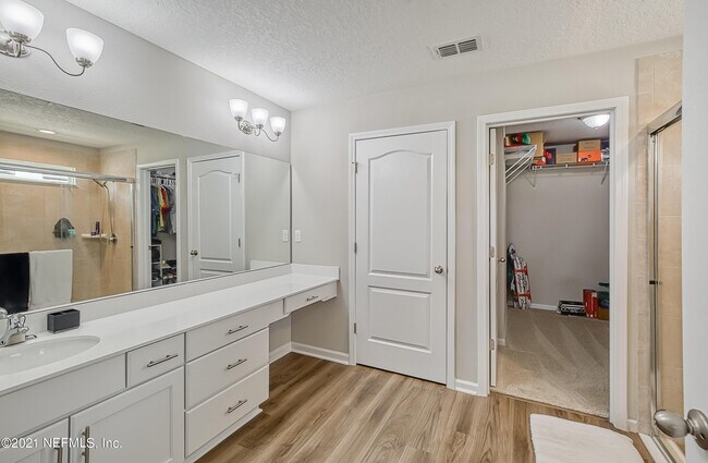 Building Photo - 15599 Chir Pine Dr