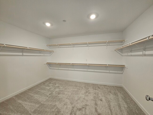 Building Photo - 3569 Vestland Wy