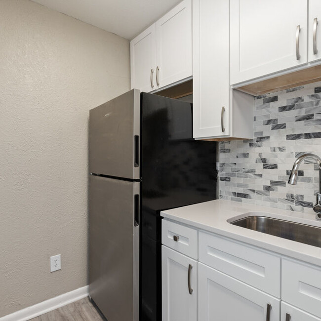 Premium Kitchen - Sharon Crossing