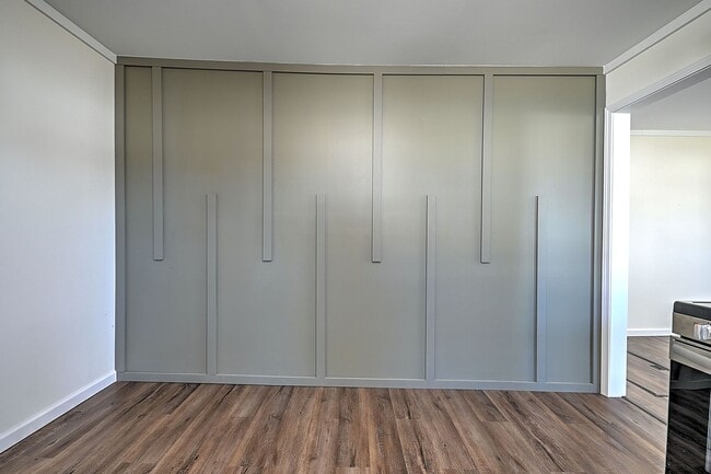 Building Photo - 502 Colorado St