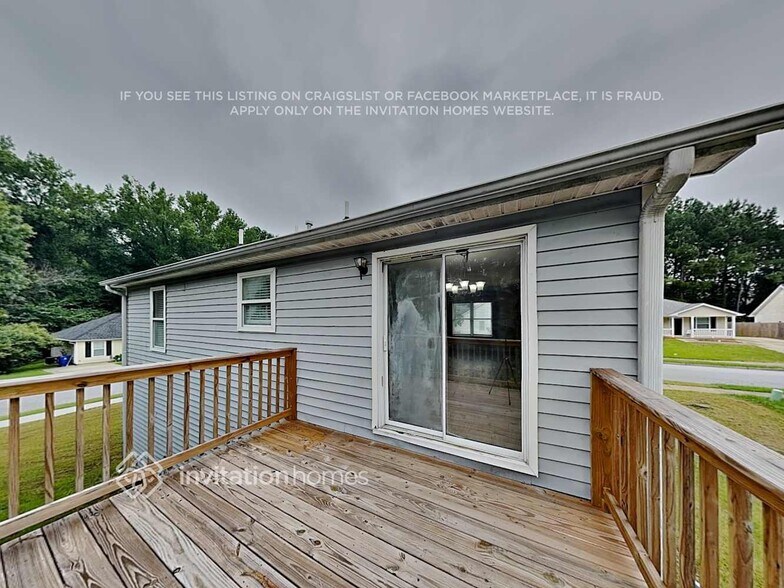 Building Photo - 869 Tramore Dr