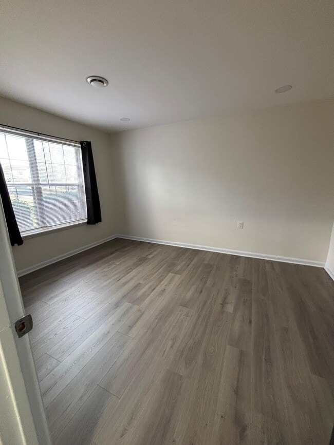 Building Photo - 5701 Lavender Plaza