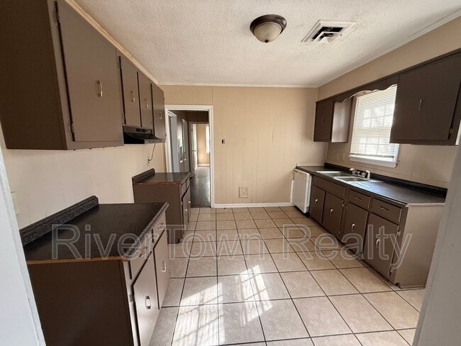 Building Photo - 1489 Titus Rd