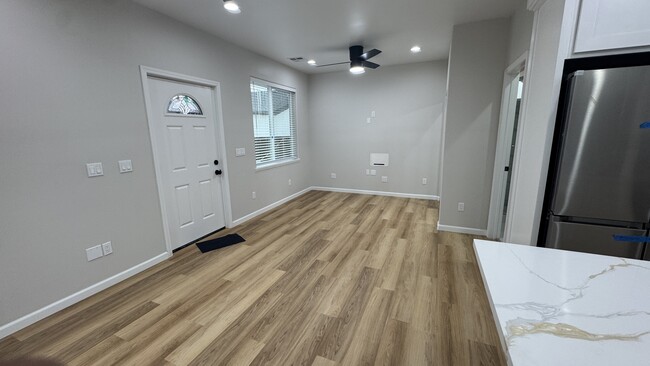 Building Photo - $3,290 *Special Offer! Brand New 2Story,2-...