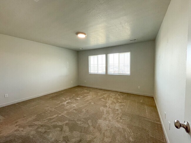Building Photo - 16891 N Lowerfield Loop