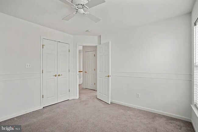 Building Photo - 24689 Siltstone Square