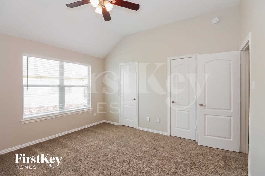 Building Photo - 13206 Indigo Creek Ln