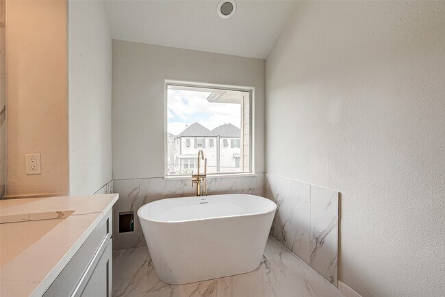 Building Photo - 2150 Stacy Knoll