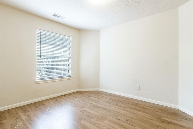 Building Photo - 1138 Evandale Ln