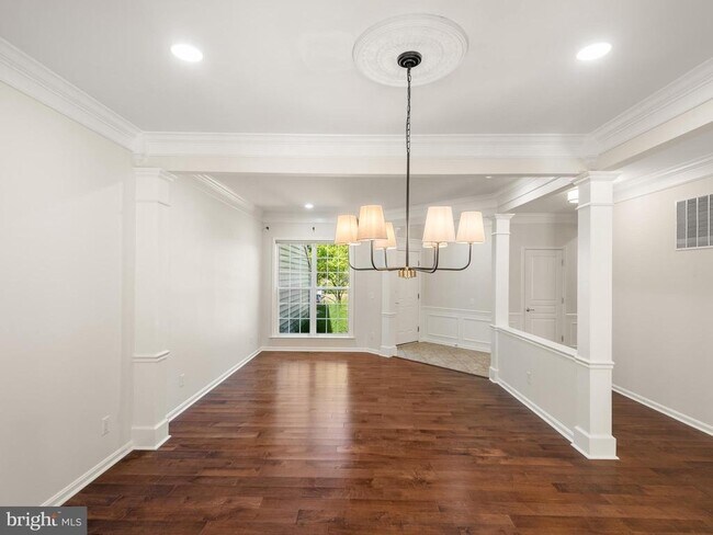 Building Photo - 209 N Caldwell Cir