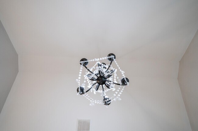Building Photo - 29 Oakton N