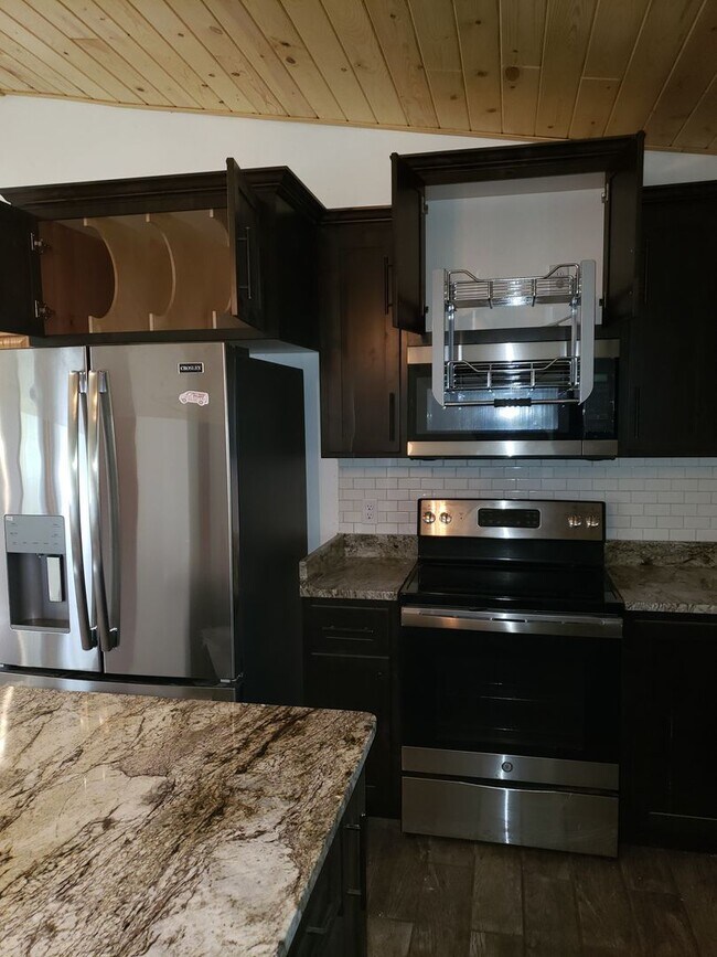 Building Photo - 2+ Bedroom 2 Bath Home  NEW CONSTRUCTION!!!