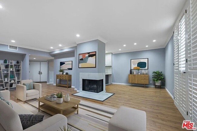 Primary Photo - Luxury 2BR Condo in Prime West Hollywood's...