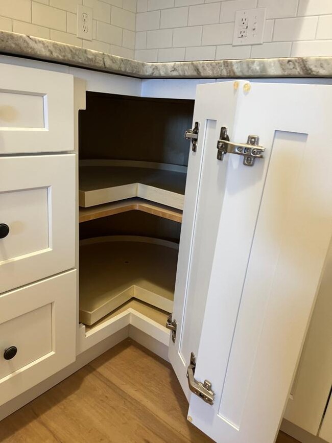 Building Photo - bedroom in Boston MA 02115