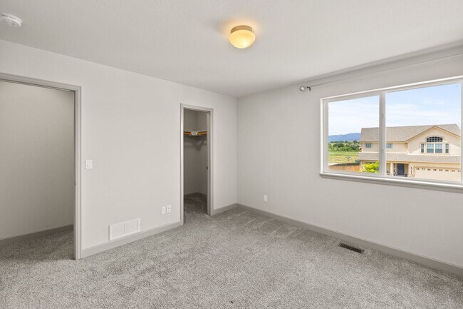 Building Photo - Welcome to The Glen at Widefield.  Move in...