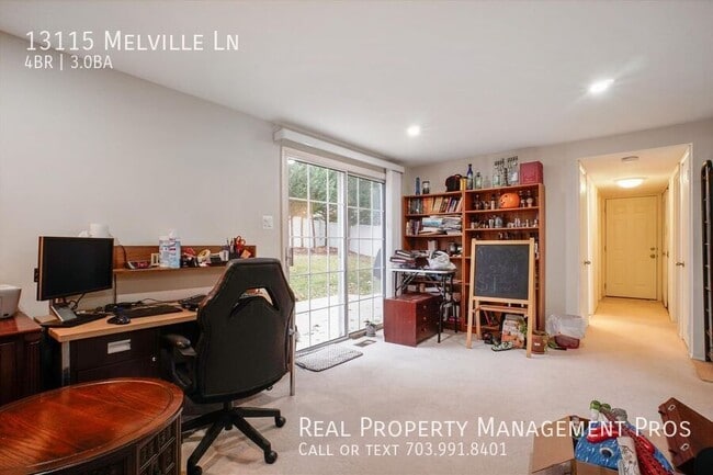 Building Photo - 13115 Melville Ln