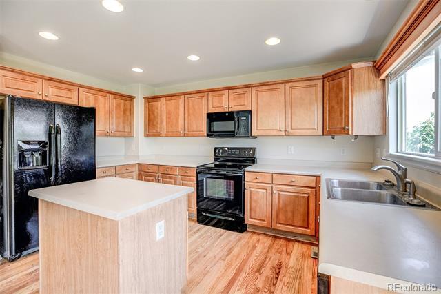 Building Photo - 2894 Bixby Ct