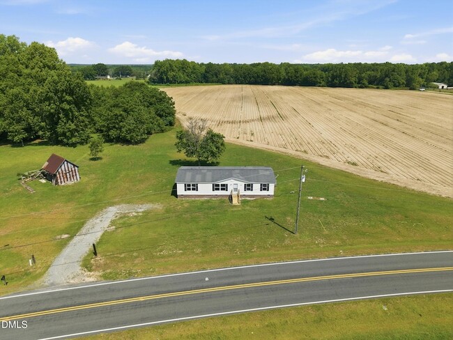 Building Photo - 1385 Live Oak Rd