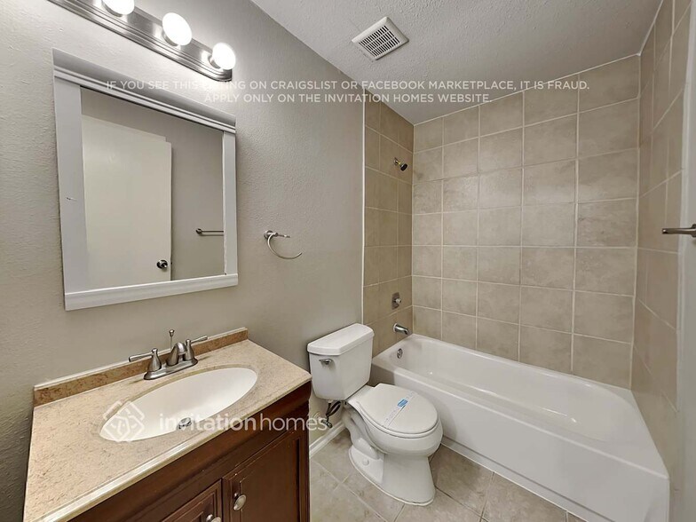 Building Photo - 7 Black Cherry Ct