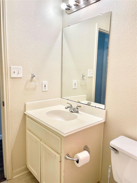Building Photo - 207 Kates Way