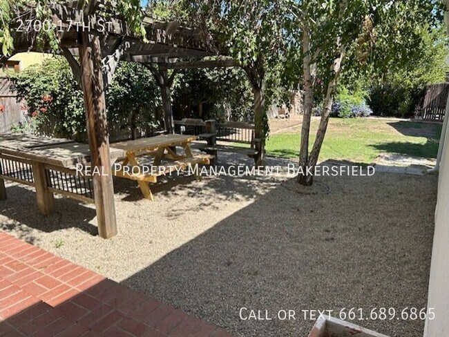 Building Photo - 2700 17th St
