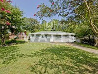 Building Photo - 4-Bedroom 1-Bath House in Killough Springs...