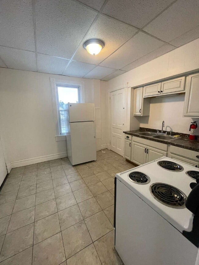 Building Photo - Charming 2-Bedroom Rental Home in Greensburg