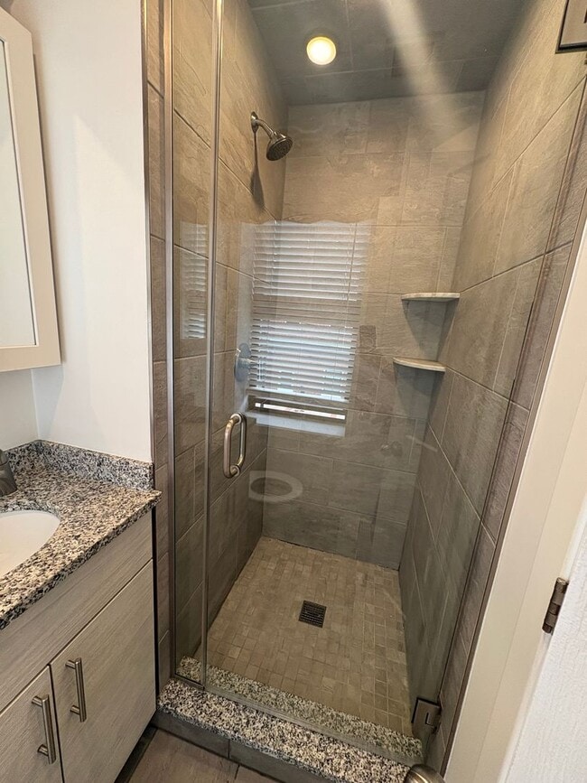 Building Photo - CHELSEA/BOSTON LUXURY STUDIO AVAILABLE AND READY FOR OCCUPANCY!