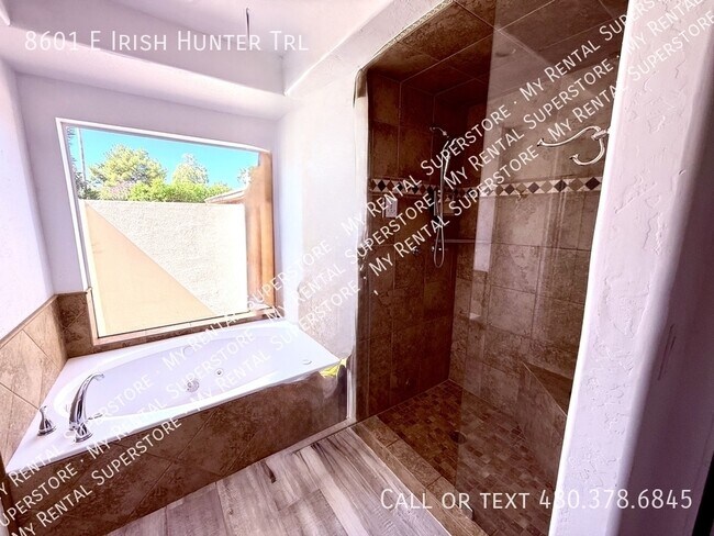 Building Photo - 8601 E Irish Hunter Trail