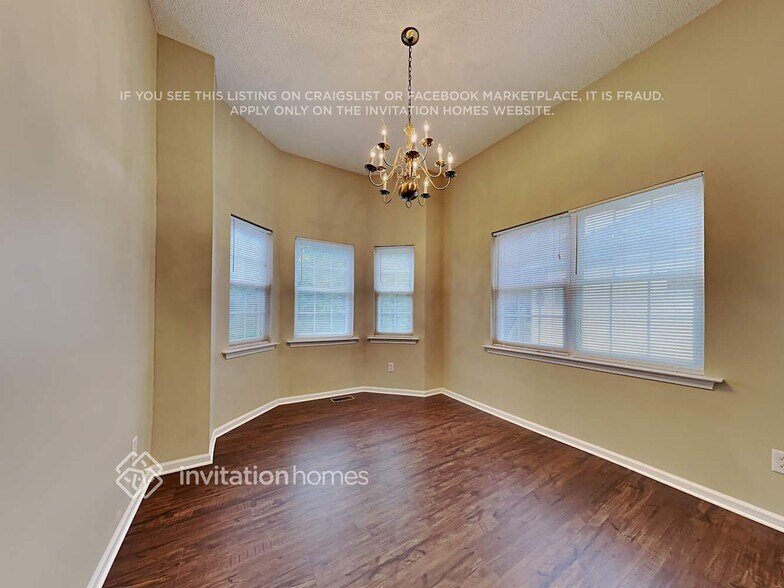 Building Photo - 145 Silver Birch Ln