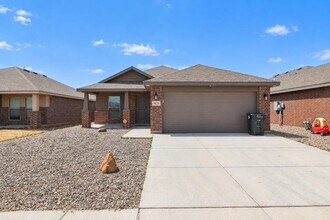 Building Photo - 9425 Ratliff Ridge Ave