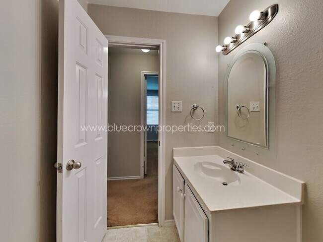 Building Photo - 13072 Cowper Dr