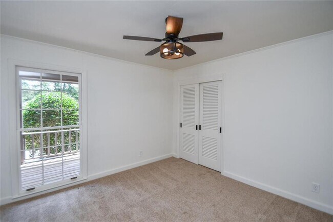 Building Photo - 17040 Birmingham Rd