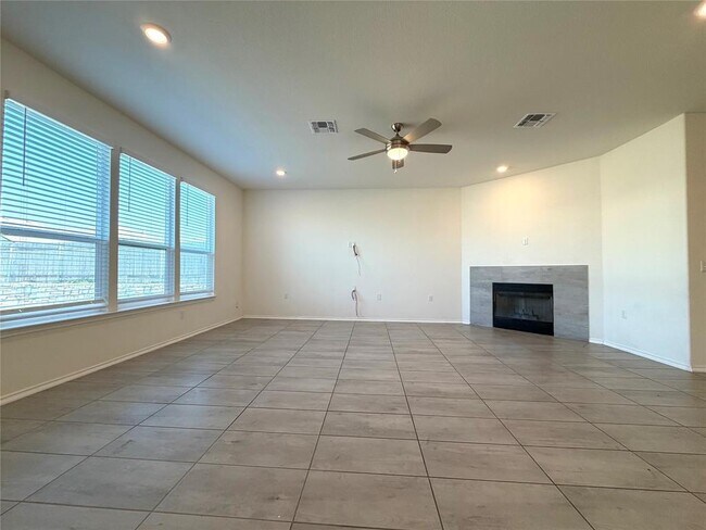 Building Photo - 12508 Karasu Dr