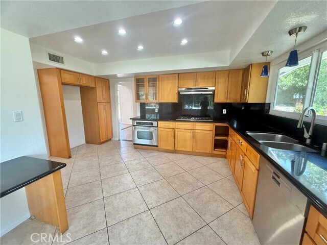 Building Photo - 61 E Orange Grove Ave