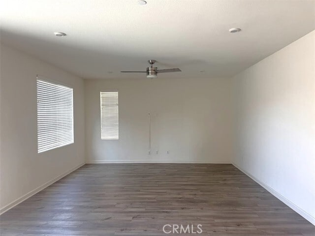 Building Photo - 1014 W Buttercup Ln