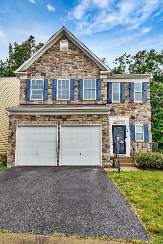 Building Photo - 3461 Eagle Ridge Dr