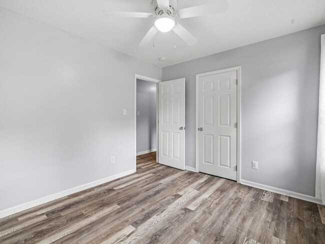 Building Photo - Charming 3 Bedroom Home!