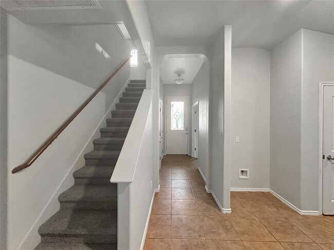 Building Photo - 188 Brockston Dr
