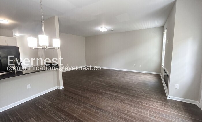Building Photo - 853 Langston Trce