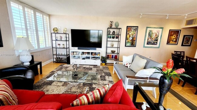 Building Photo - 888 Intracoastal Dr