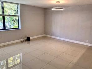 Building Photo - Northeast 30th Place, Aventura, FL 33180 -...
