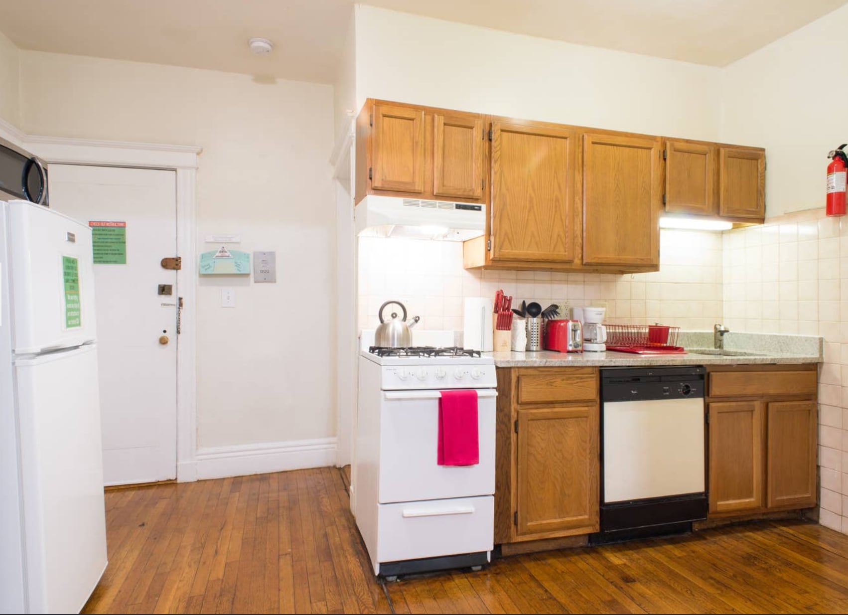 Building Photo - 52 Queensberry St