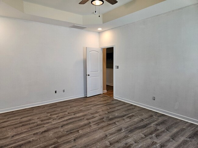Building Photo - 3 Bedroom, 2 bath unfurnished home located in Bridgeport Community in Sneads Ferry