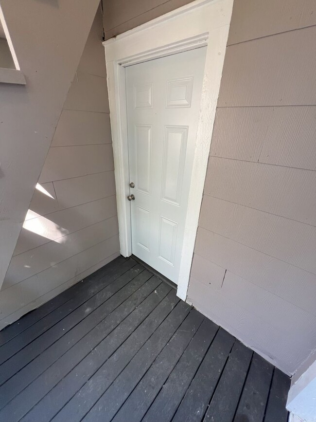 Building Photo - Charming 3-Bedroom Home Near Baton Rouge G...