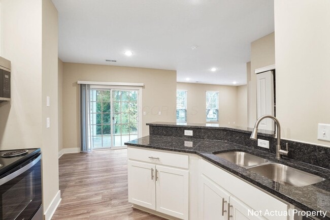 Building Photo - 5080 Aspen Pine Blvd