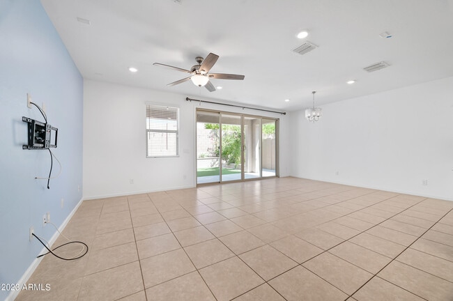 Building Photo - 20819 N 40th Dr