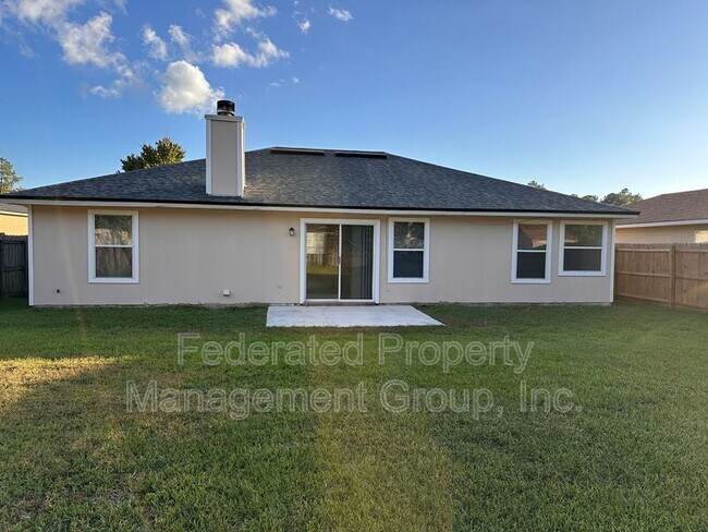 Building Photo - 3860 Hideaway Lane