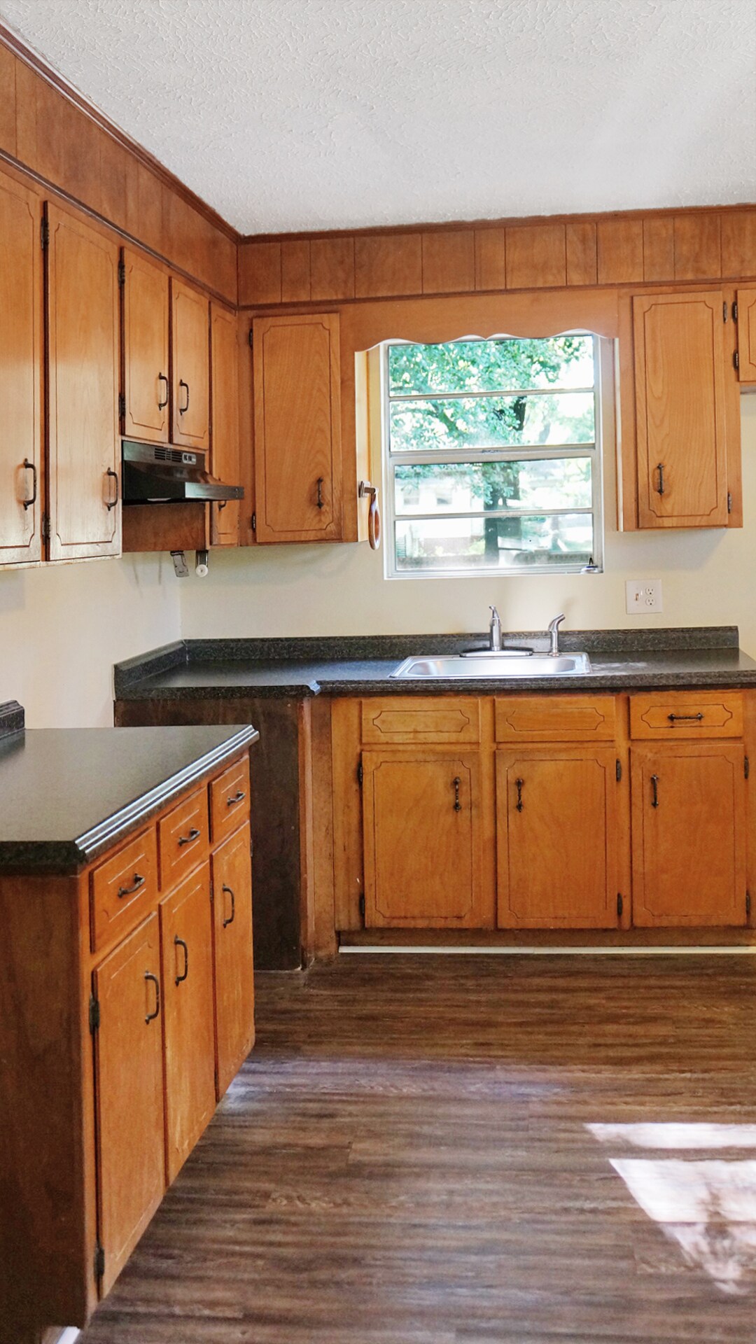 Building Photo - 304 McCormick St NW