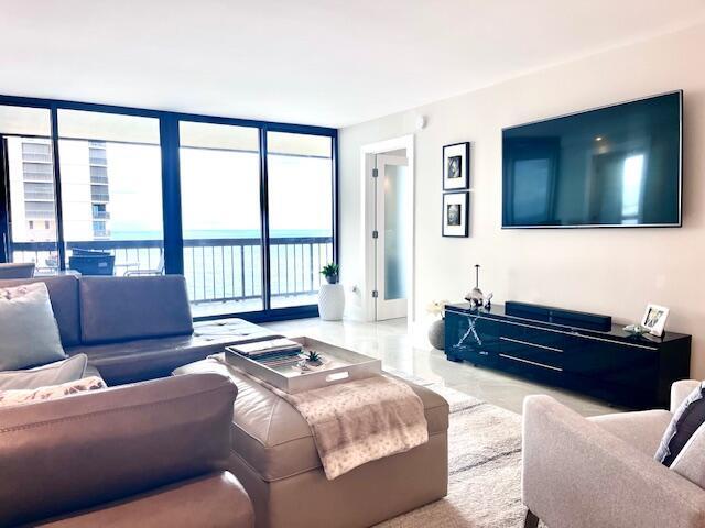 Building Photo - 5380 N Ocean Dr
